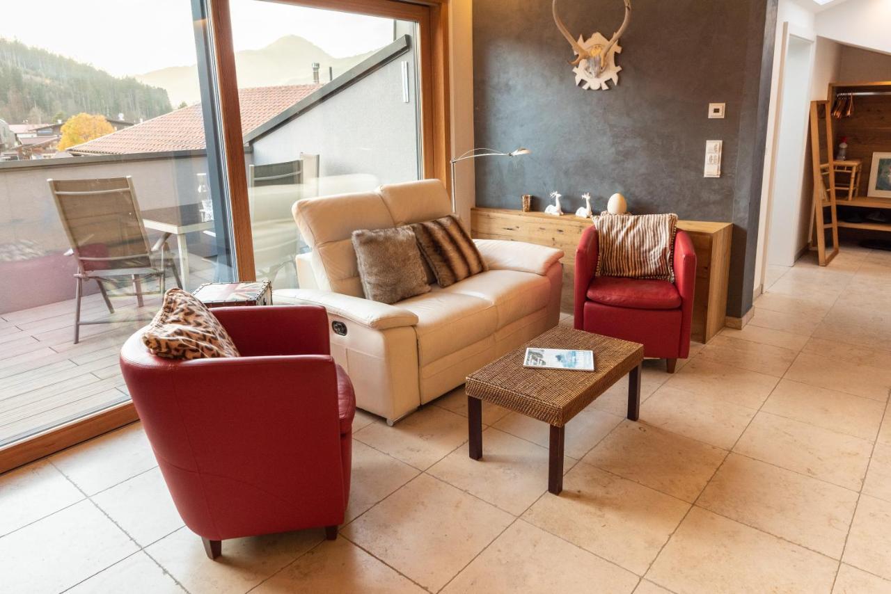 Poellmuehle Penthouse By Alpine Host Helpers Lägenhet Kirchberg in Tirol Exteriör bild