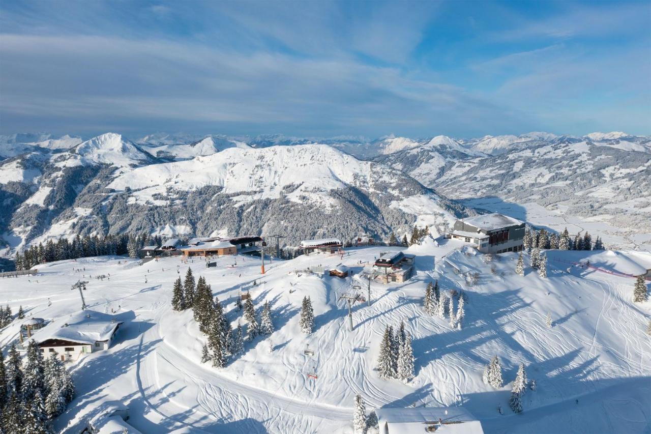 Poellmuehle Penthouse By Alpine Host Helpers Lägenhet Kirchberg in Tirol Exteriör bild